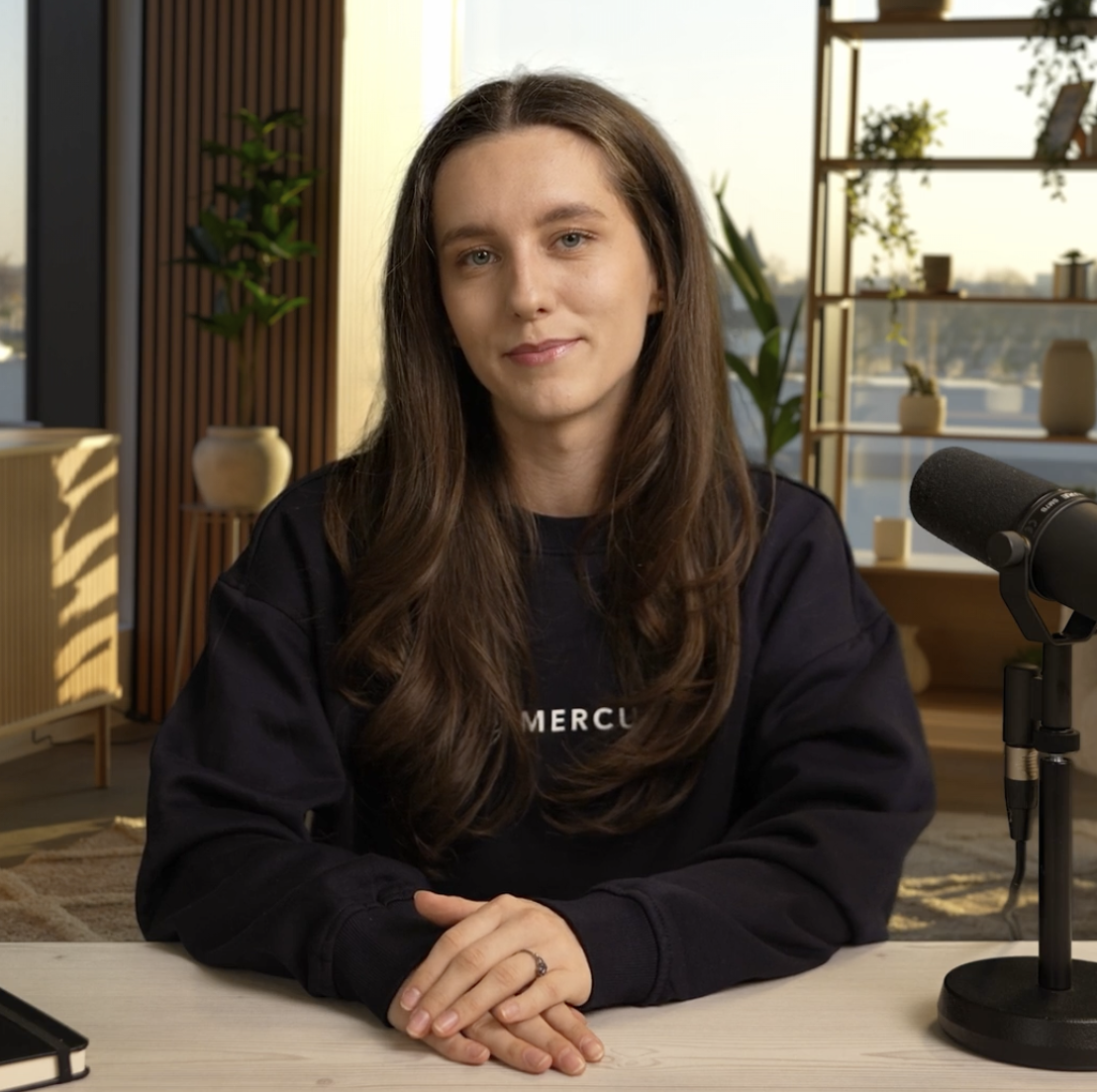 Videodeck spokesperson on a wood panel set