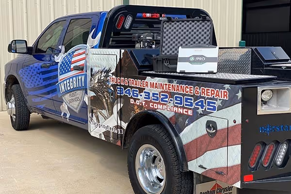 We offer 24/7 emergency truck road service in Houston, Louisiana, Oklahoma, and the surrounding areas.