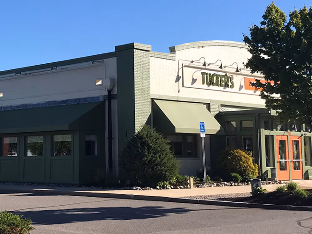 Exterior of Dover, NH Restaurant