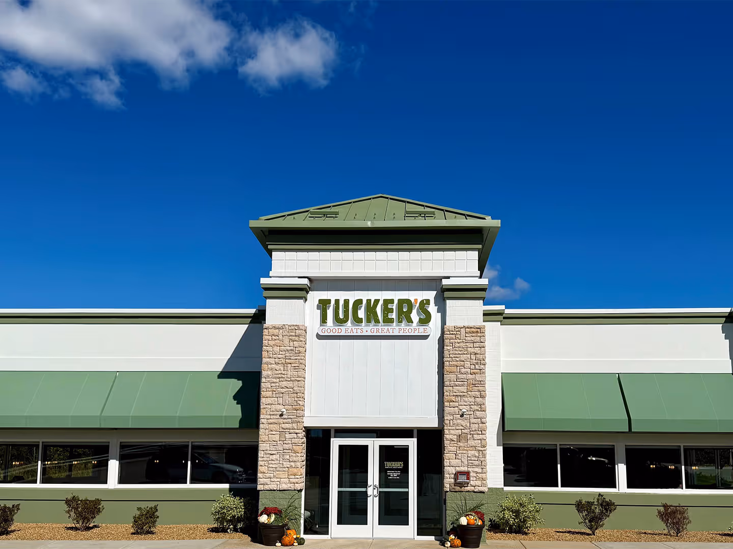 Newington NH Building Exterior