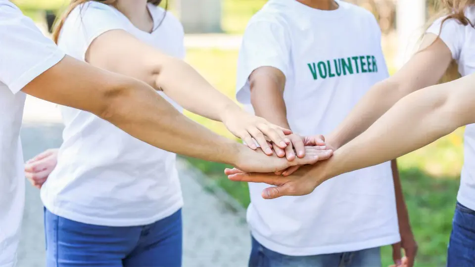 Employee volunteer program