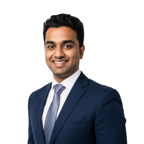 Senior accountant focused on financial reporting, compliance, and review processes