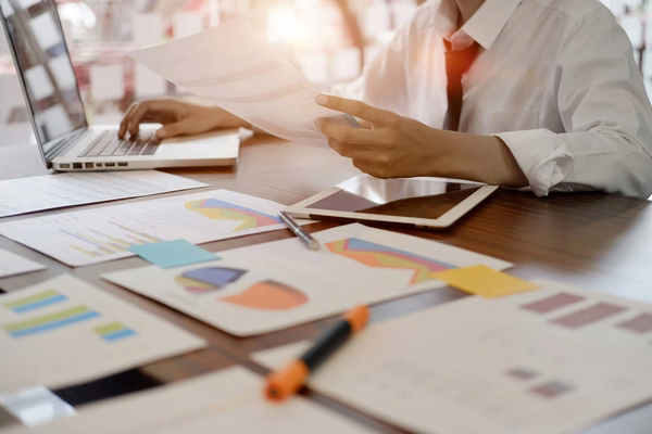 Salesforce Marketing Cloud vs Mailchimp