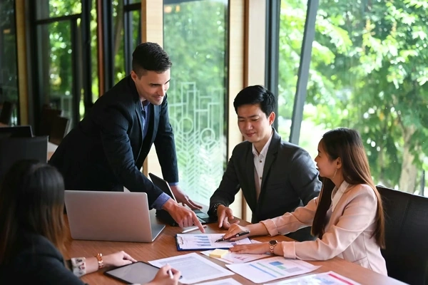 Top 10 Salesforce Sales Cloud implementation partners in 2026 to help your business grow