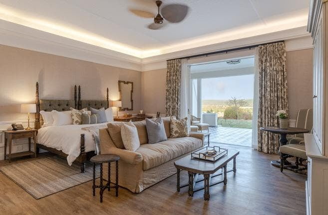 Long Lee Manor - Shamwari Private Game Reserve