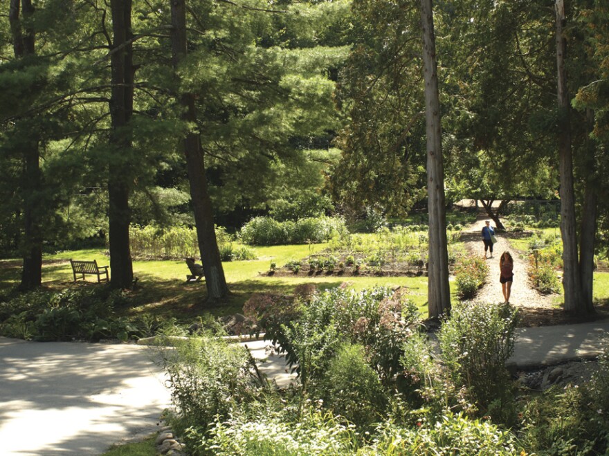 2 Lunar Lodge participants