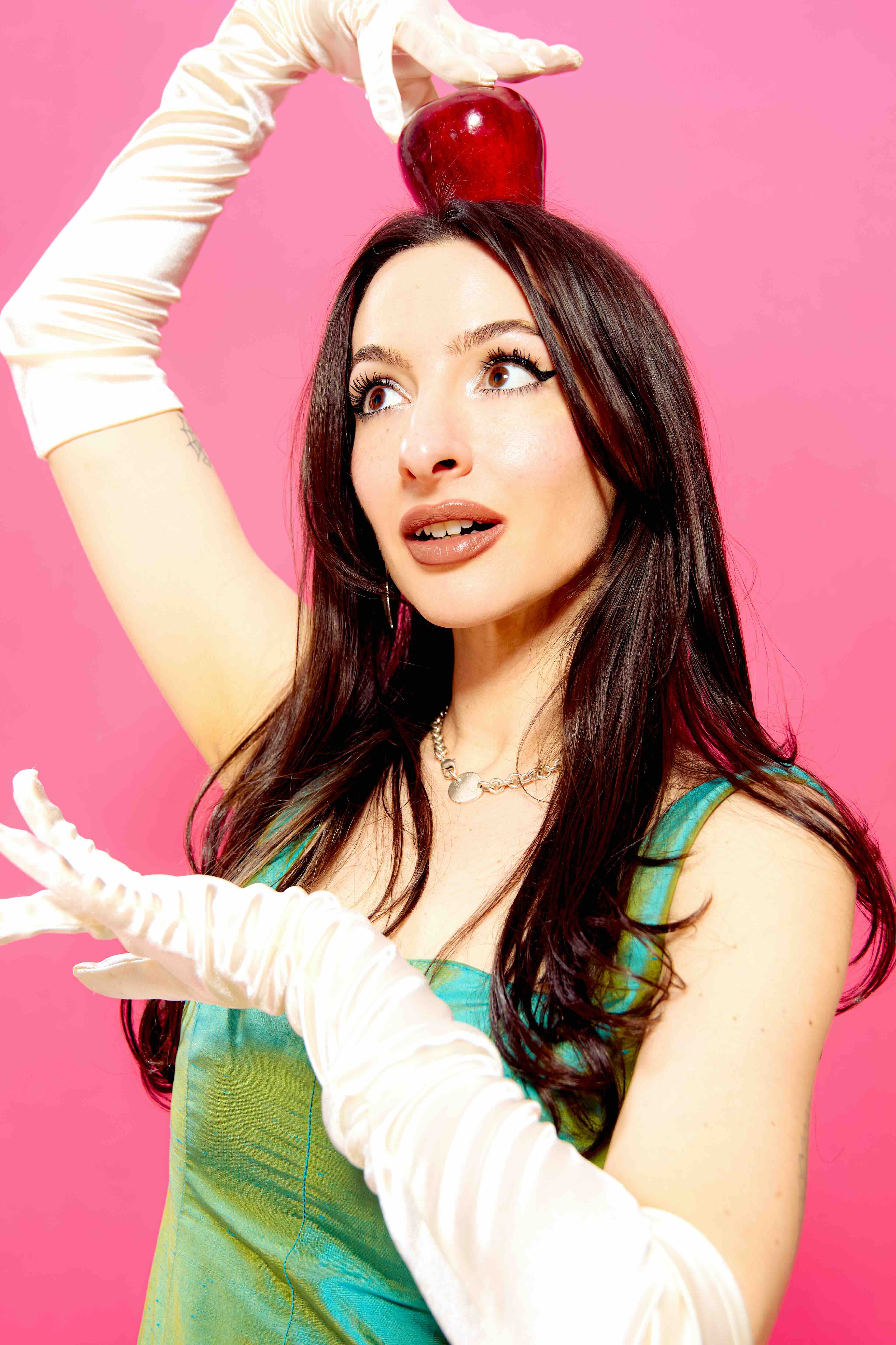 Aliza Kelly astrologer on beige