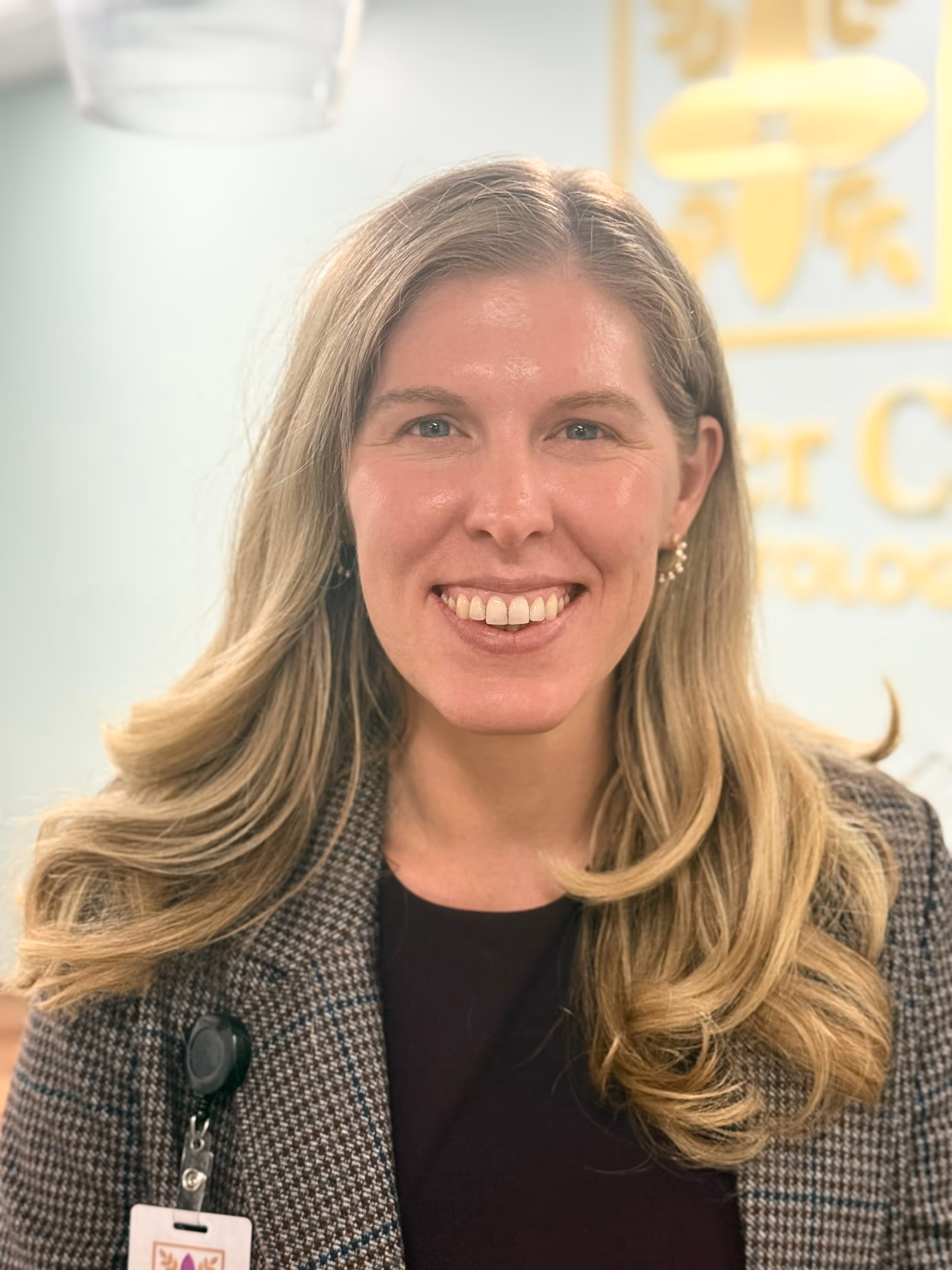 Close up image of Erin Manoles Estafanos