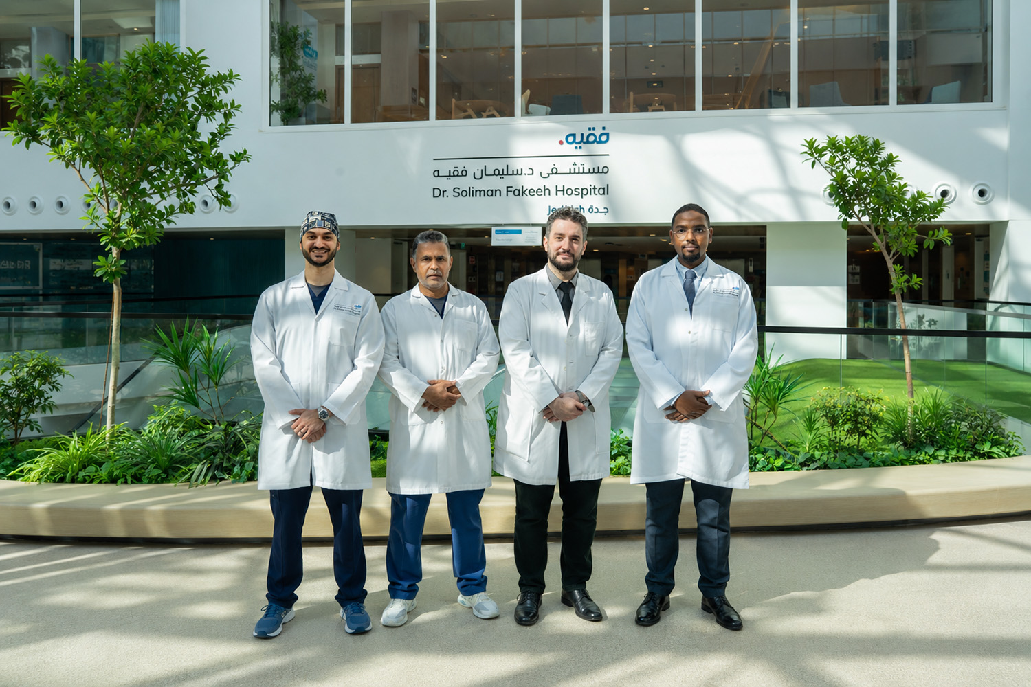 A multidisciplinary team at Dr. Soliman Fakeeh Hospital – Jeddah successfully treated a 39-year-old woman following a complex medical journey that began with a life-threatening emergency and concluded with advanced surgery to remove a rare metastatic neuroendocrine tumor.