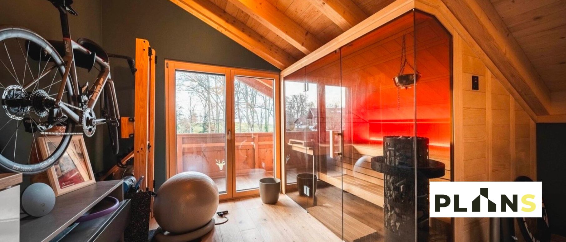Innenraum mit Sauna eines Wohnhauses
