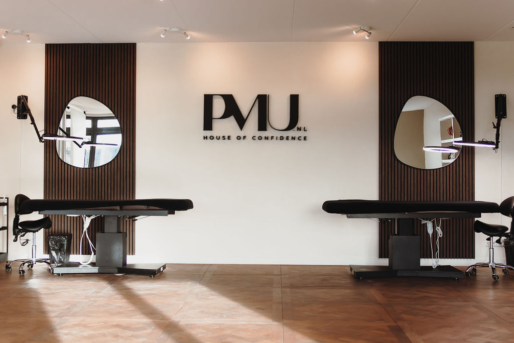 twee behandelingsplekken bij PMU.nl met het logo van PMU