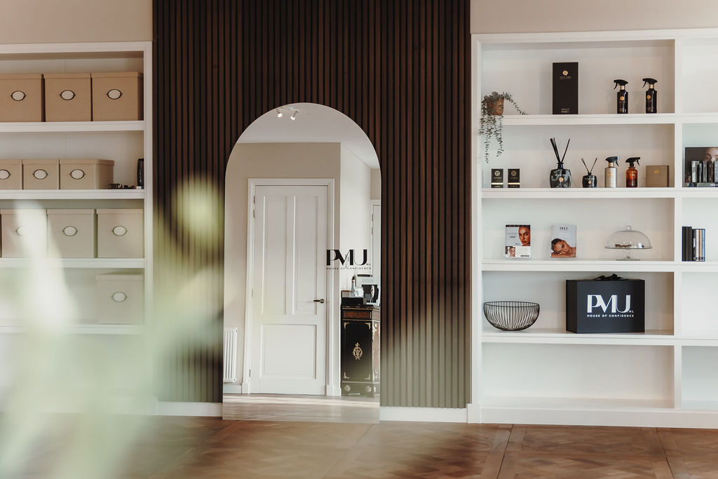 twee behandelingsplekken bij PMU.nl met het logo van PMU