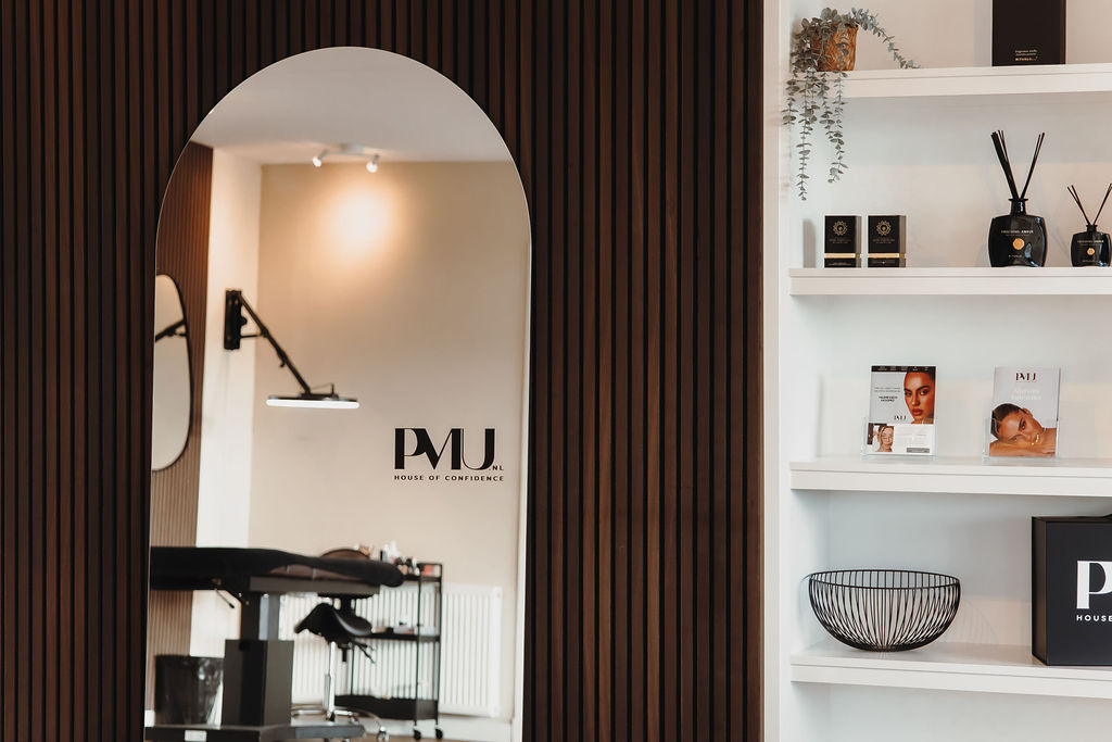 twee behandelingsplekken bij PMU.nl met het logo van PMU