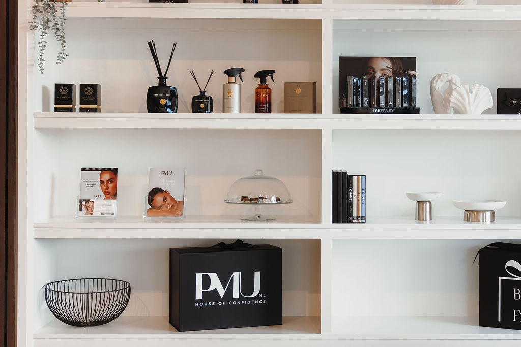 twee behandelingsplekken bij PMU.nl met het logo van PMU