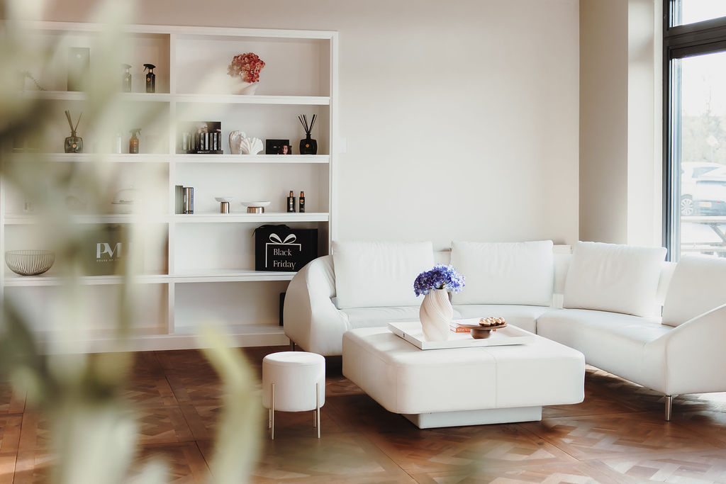 twee behandelingsplekken bij PMU.nl met het logo van PMU