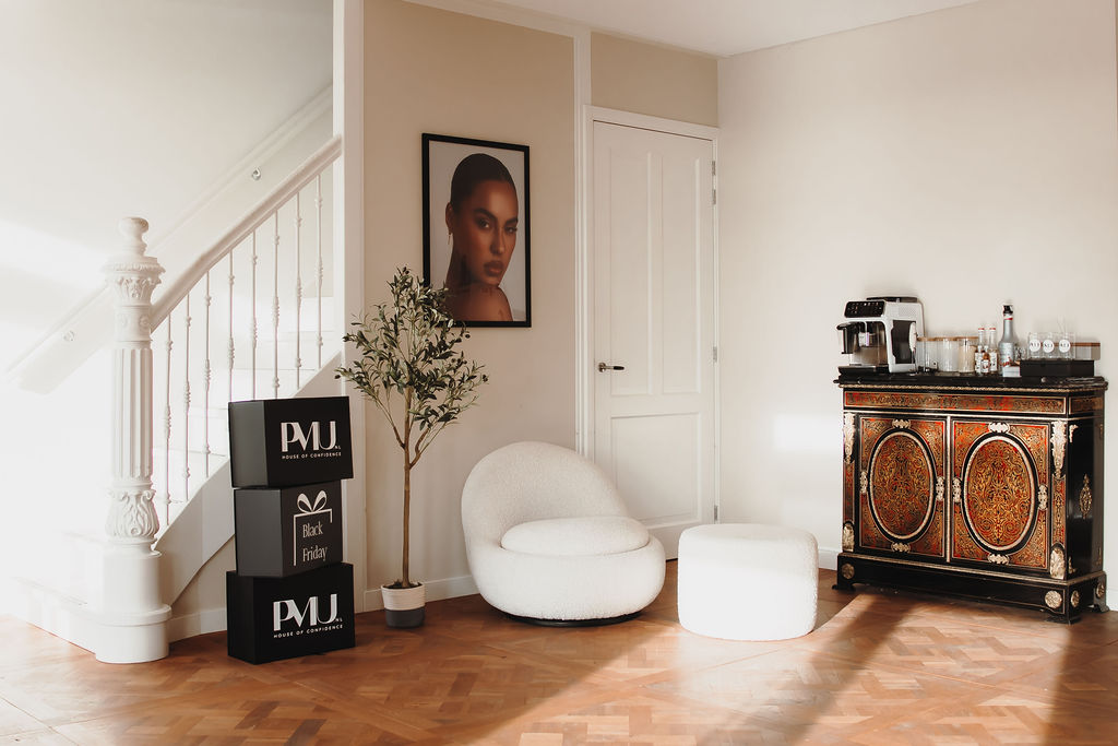 twee behandelingsplekken bij PMU.nl met het logo van PMU