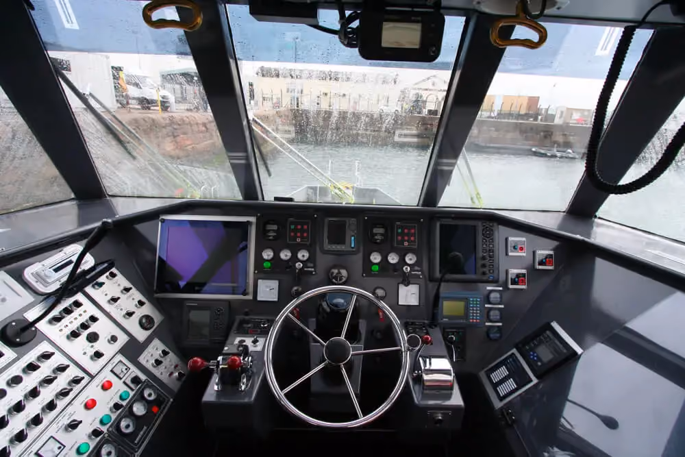 EFINOR ALLAIS CREWBOATS