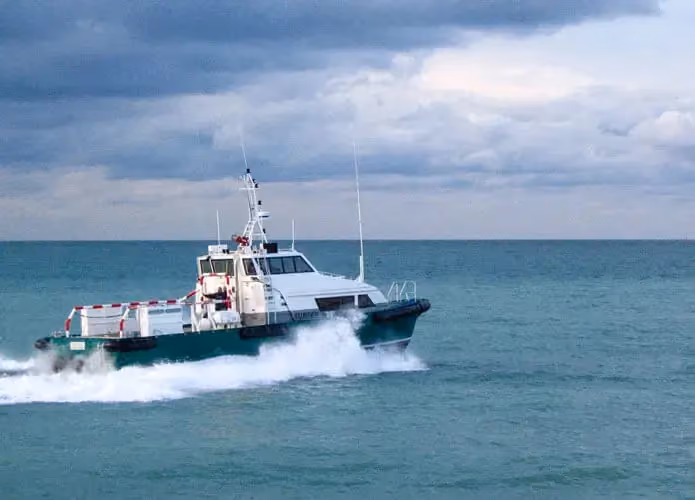 EFINOR ALLAIS CREWBOATS
