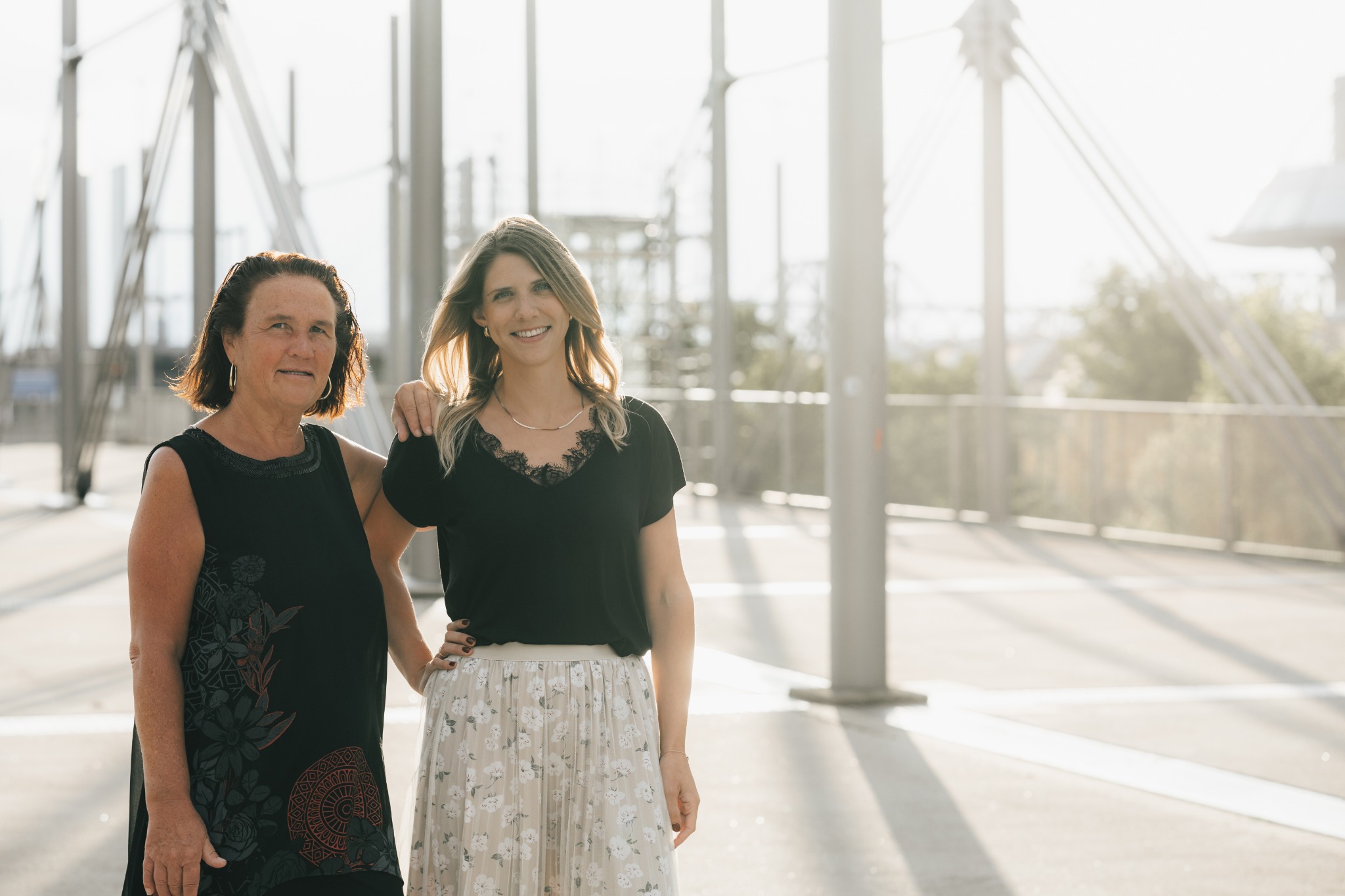 Anke Benkhentache und Lea von Schwichow gemeinsam im Portrait