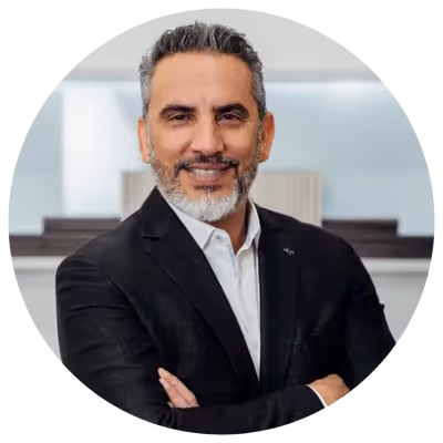 Dr. David Saadat recommends Moxie to his aesthetic medicine training students looking to open their own medspa, or increase the profitability of an existing medspa.  