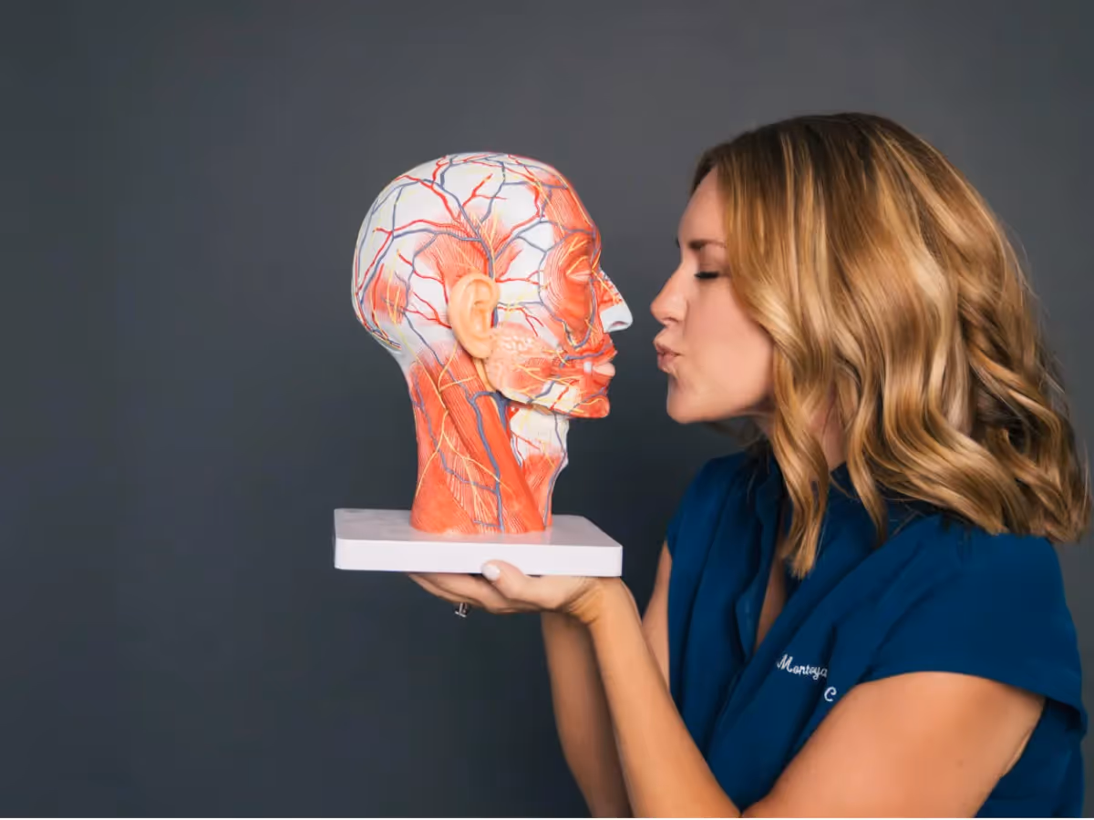 From Nurse Practitioner to Medspa Mogul: How Cari Montoya Turned Her Passion into a Thriving Business with Moxie