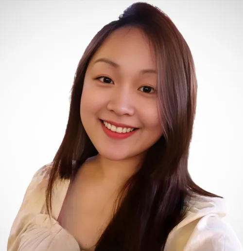Headshot of Vanessa Tan
