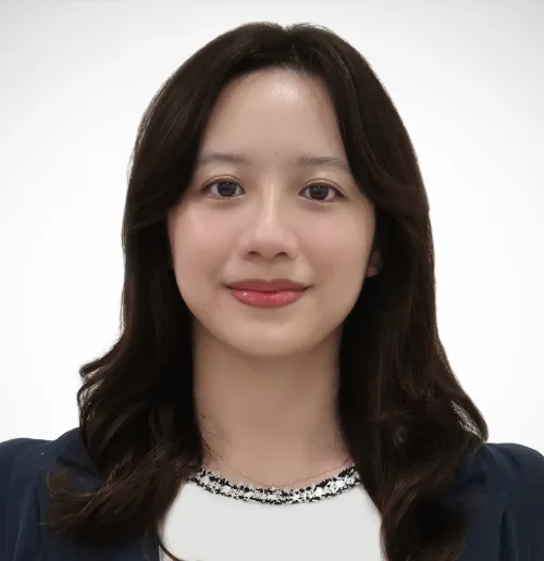 Headshot of Hsiu Khoo