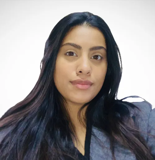 Headshot of Hailey Chathuri
