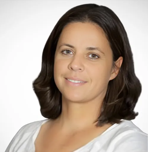 Headshot of Beth Ruiz