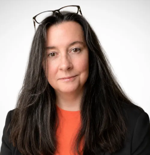 Headshot of Nicola Lyons