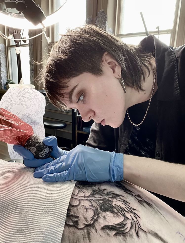 Hayley Jane - Fine Line/ illustrative designs