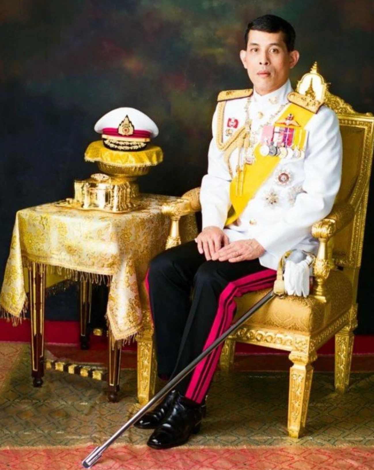 richest royals in the world