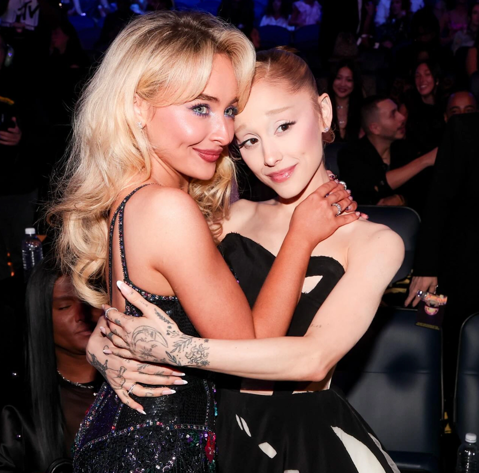Sabrina Carpenter and Ariana Grande VMA's 2025