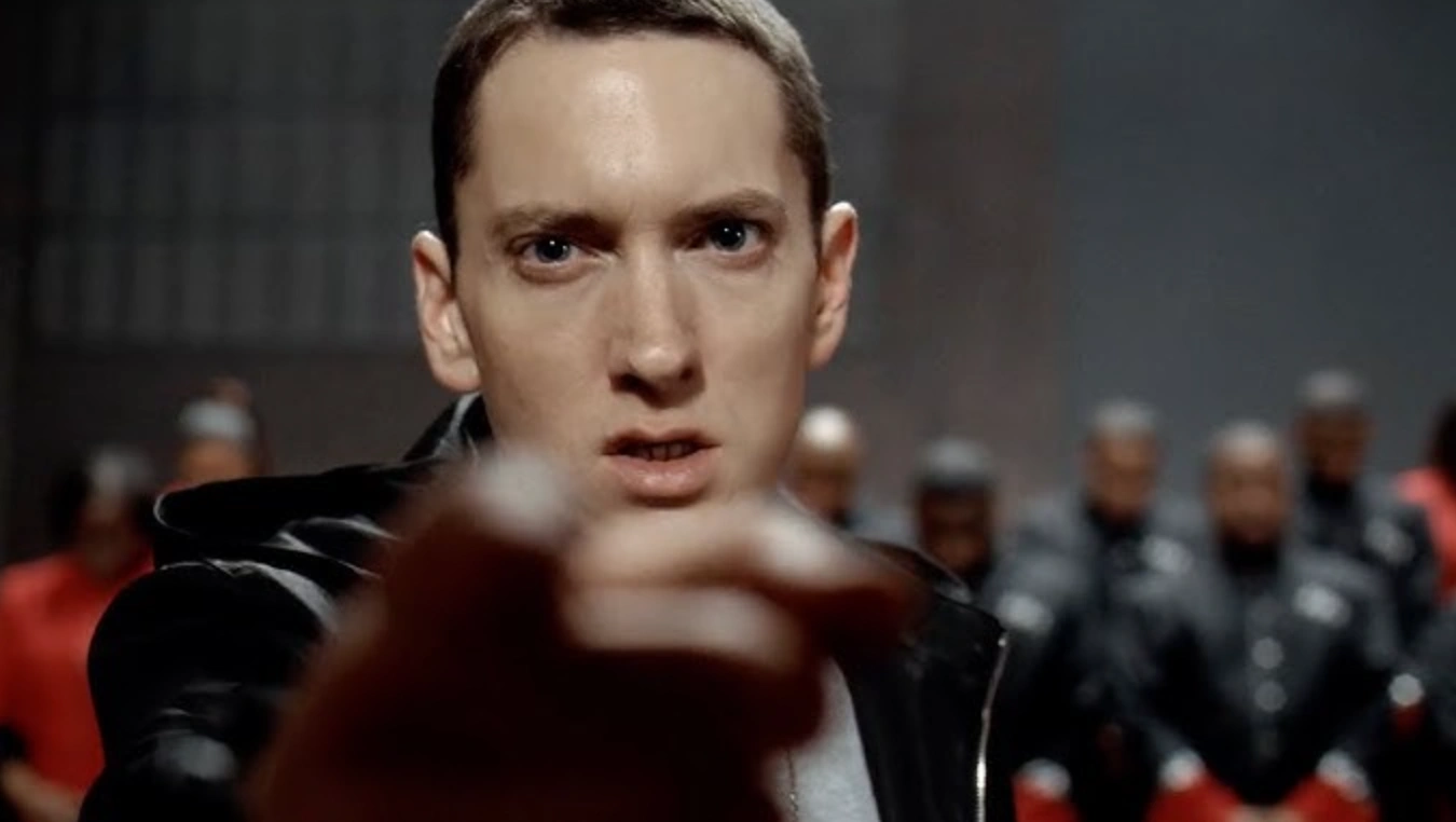 Chrysler — “Imported from Detroit / Born of Fire” (Super Bowl 2011)