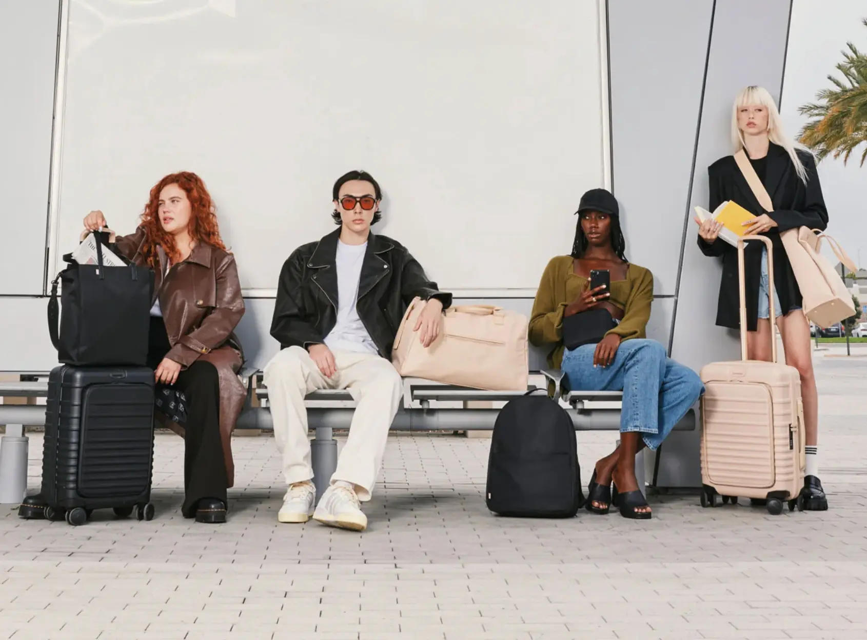 BÉIS Marketing Strategy: How Shay Mitchell Built a Travel Essentials Empire