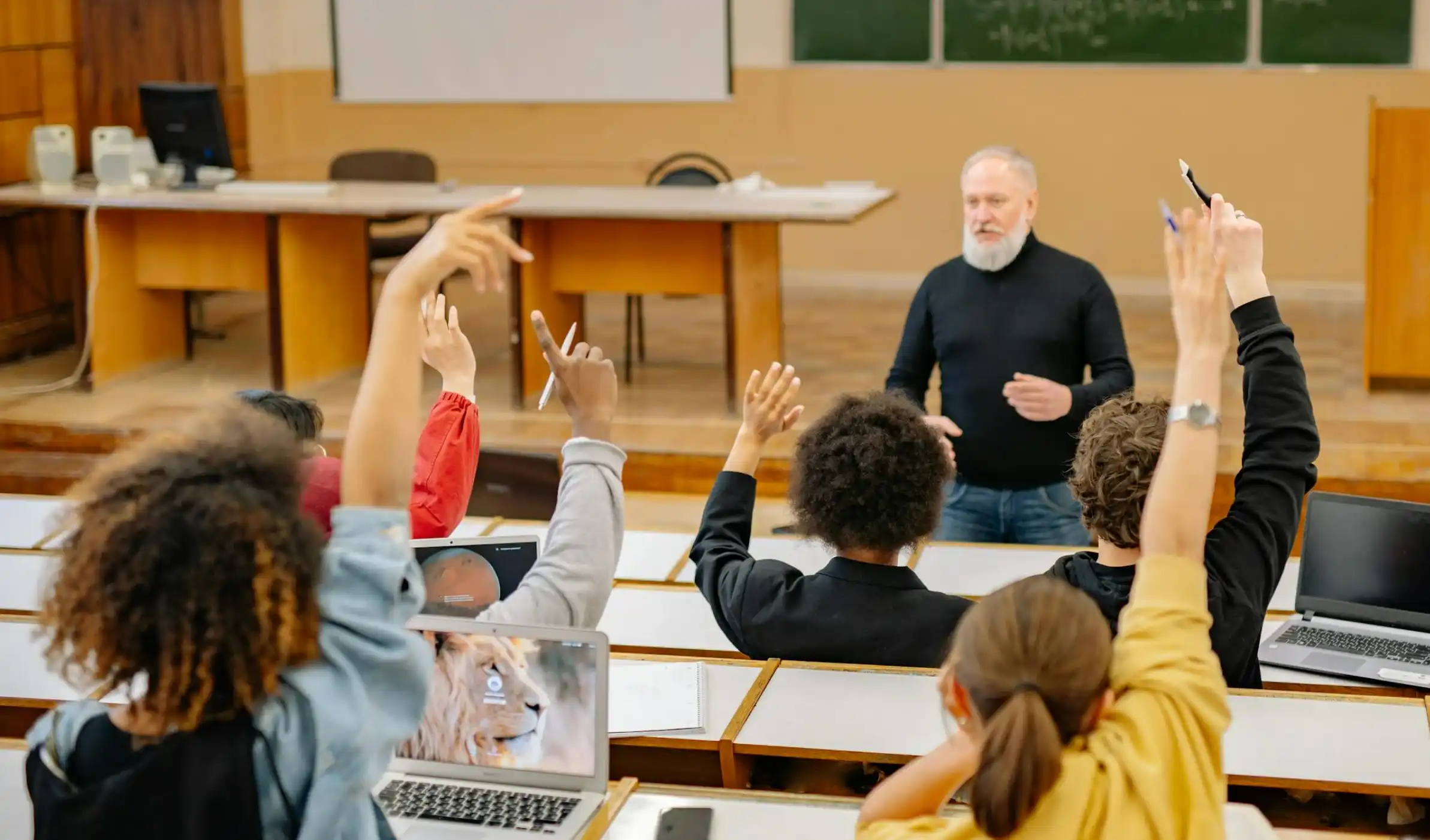 Education Marketing Strategy 101: How Schools Convert Enrollment