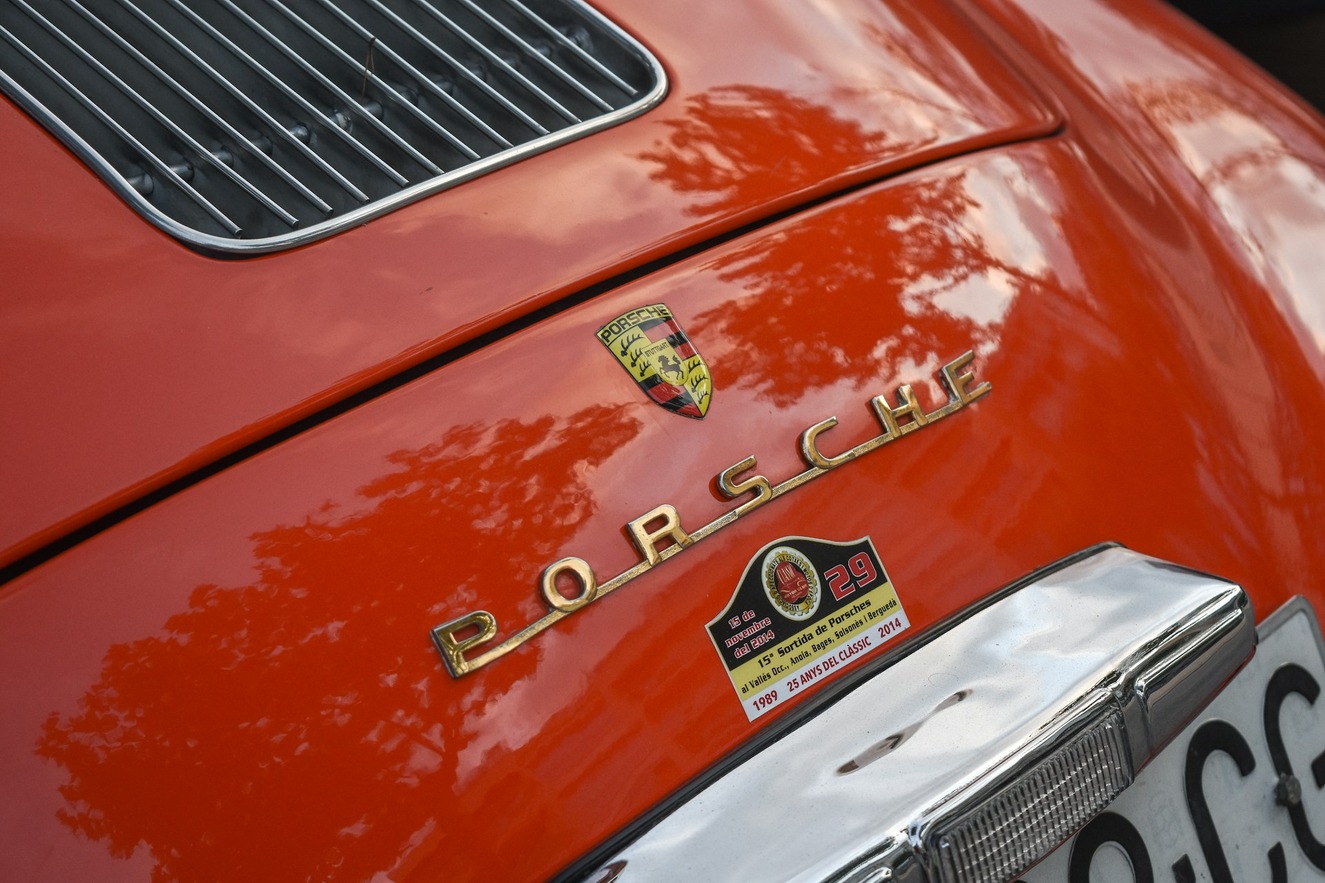 Porsche logo