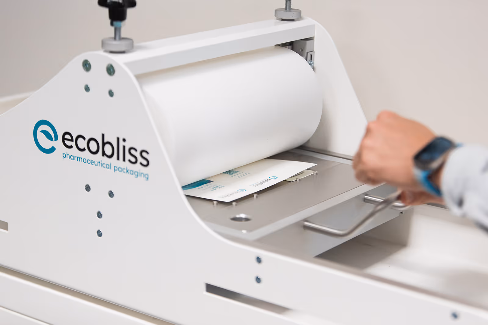 Ecobliss Cold-Seal-Wallet im Versiegelungsroller