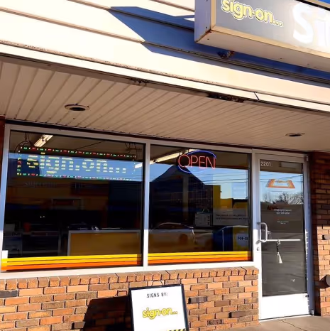 Sign-on front window shop 