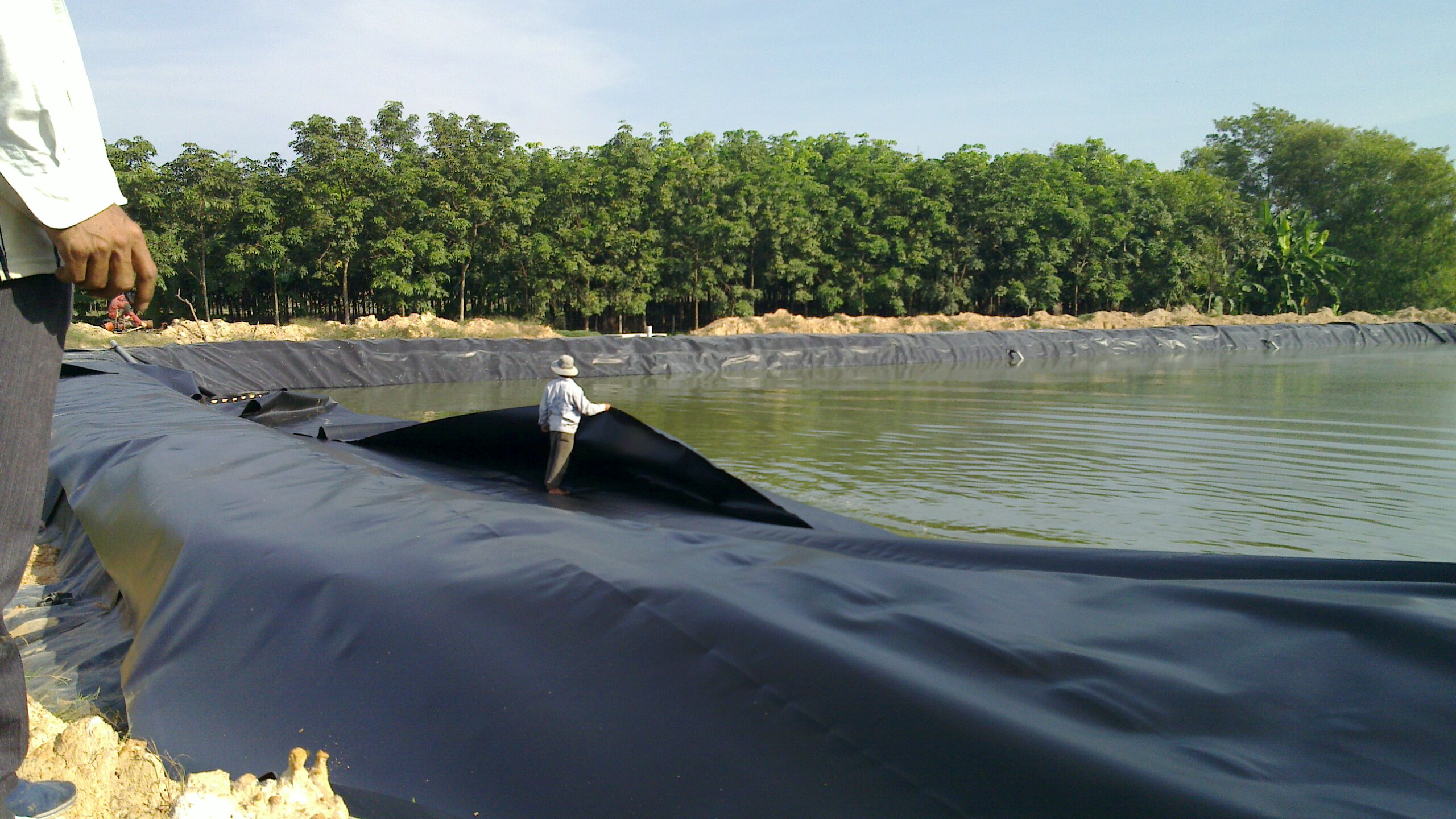 Bạt chống nước HDPE làm hồ nuôi trồng thủy hải sản