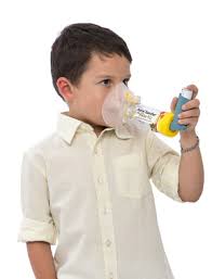 Kid using aerochamber
