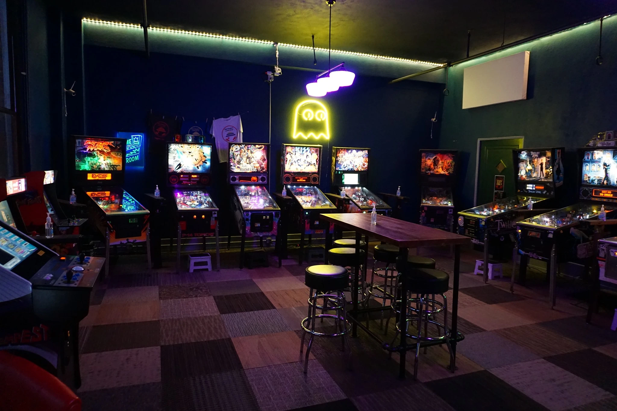 The Hangout Pinball Lounge