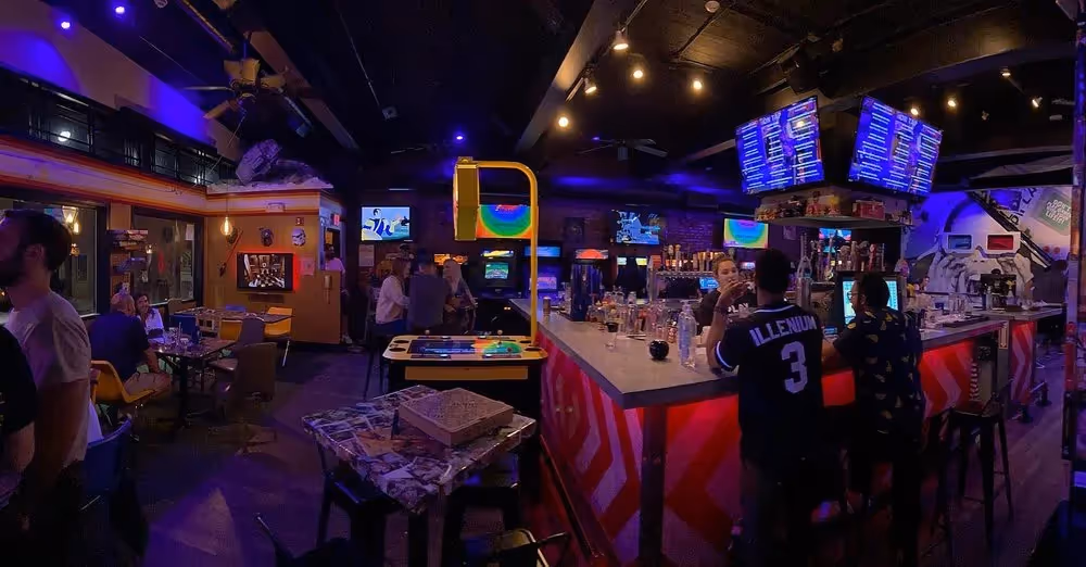 PLAY Arcade Bar & Restaurant