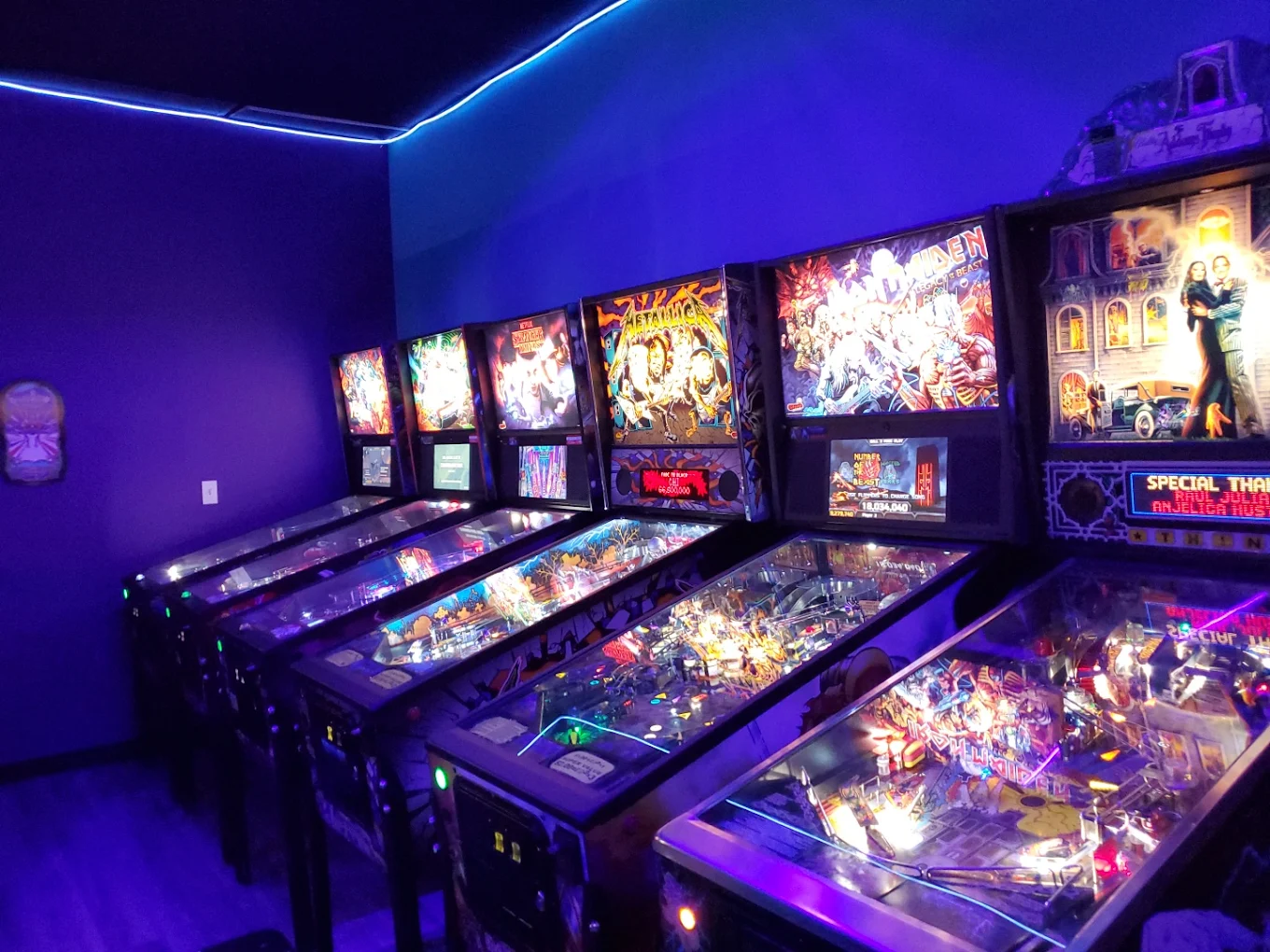 Back to the Media - Video Games Records & Comics