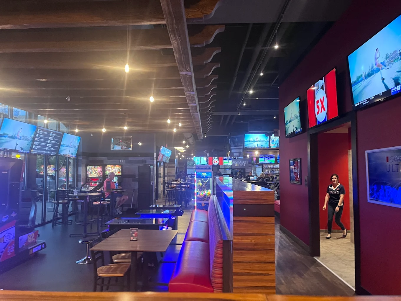 Big E's Sports Grill