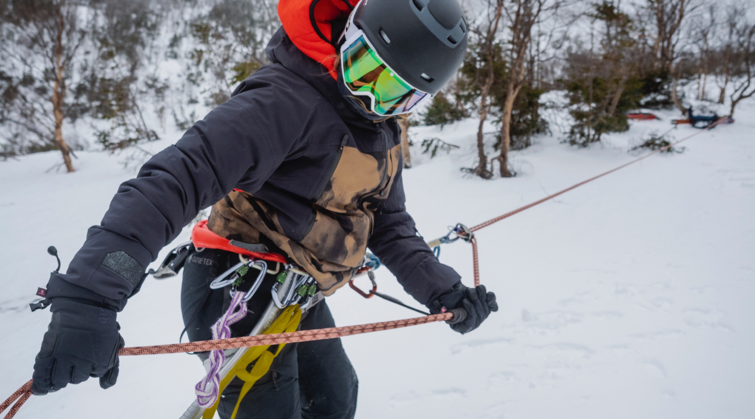 Introduction to mountaineering techniques - Laurentides