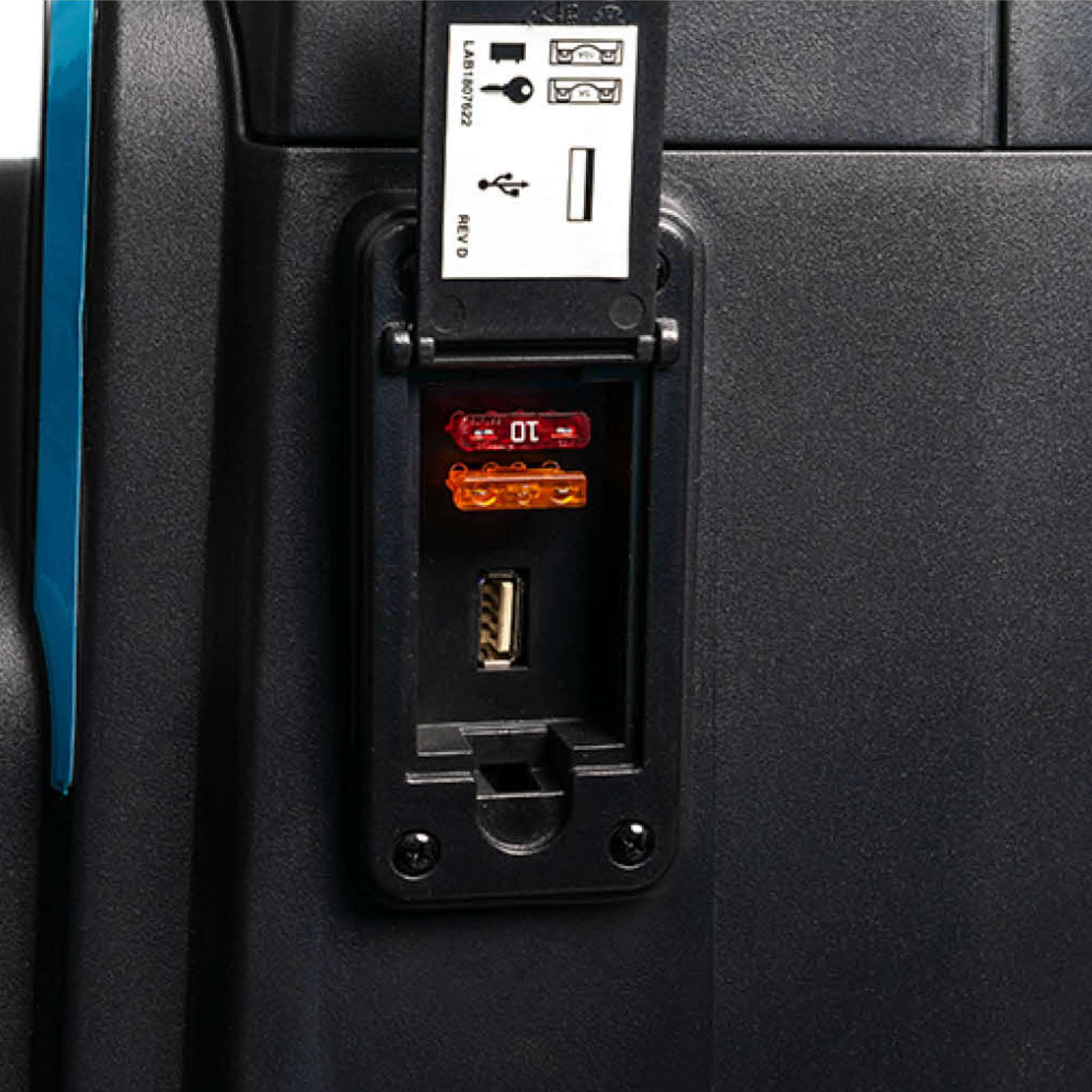 Pride Celebrity MFP charging port