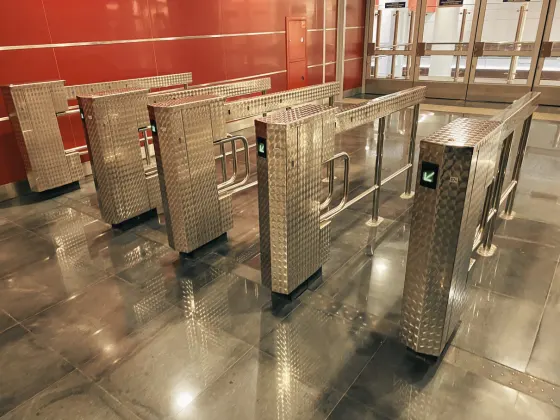 2025 Campus Access Control Guide: Securing Modern College Campuses
