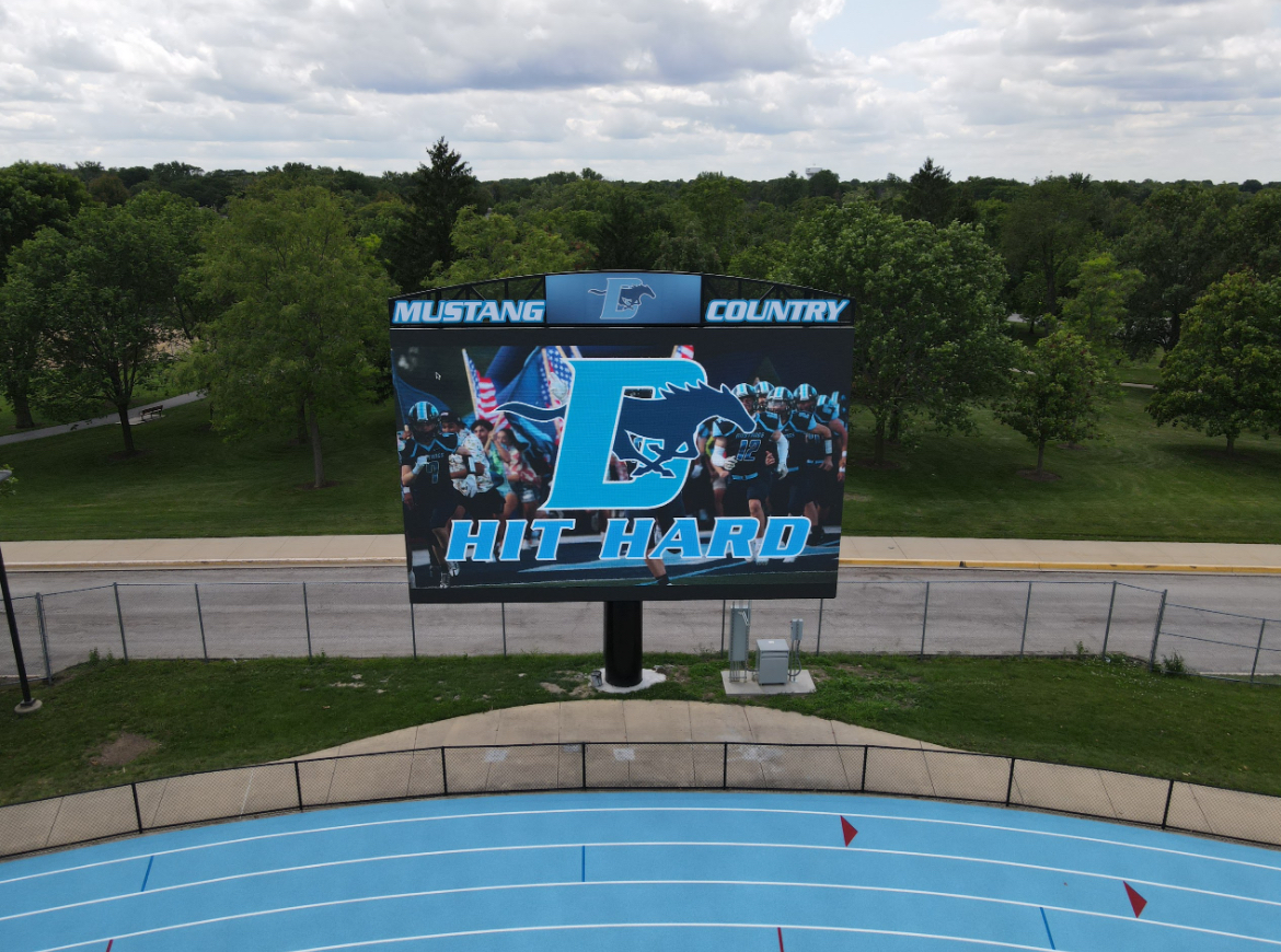 Downers Grove Football Scoreboard