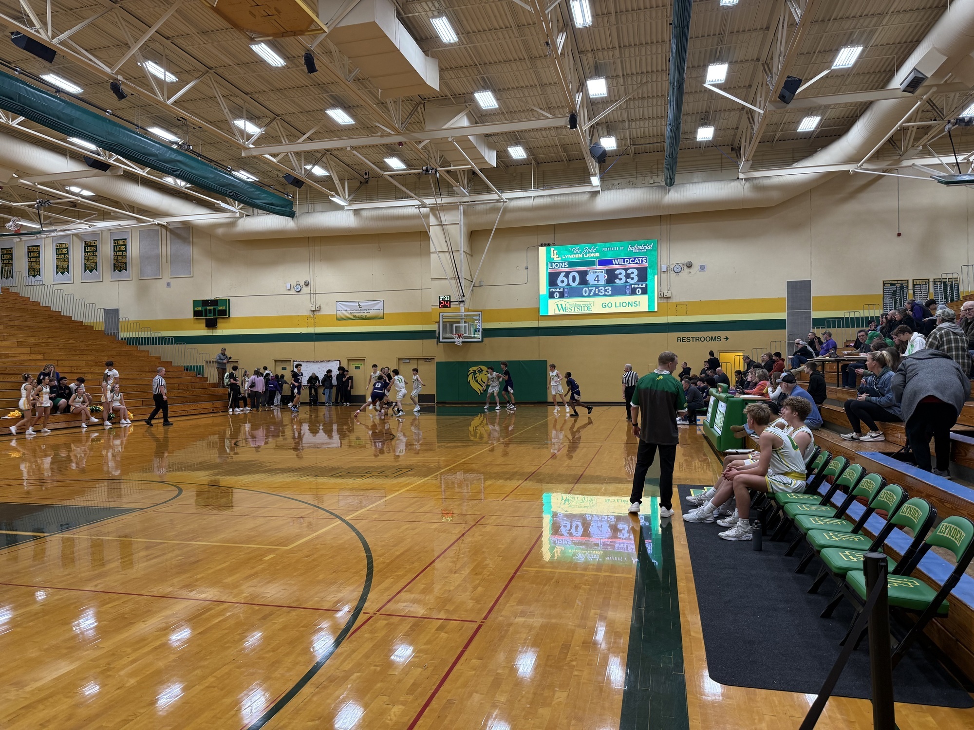 Lynden High School gym featuring new LED video scoreboard from Scoreboard Media